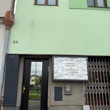 Apartman V Rodinnem Dome Jaroměř المظهر الخارجي الصورة