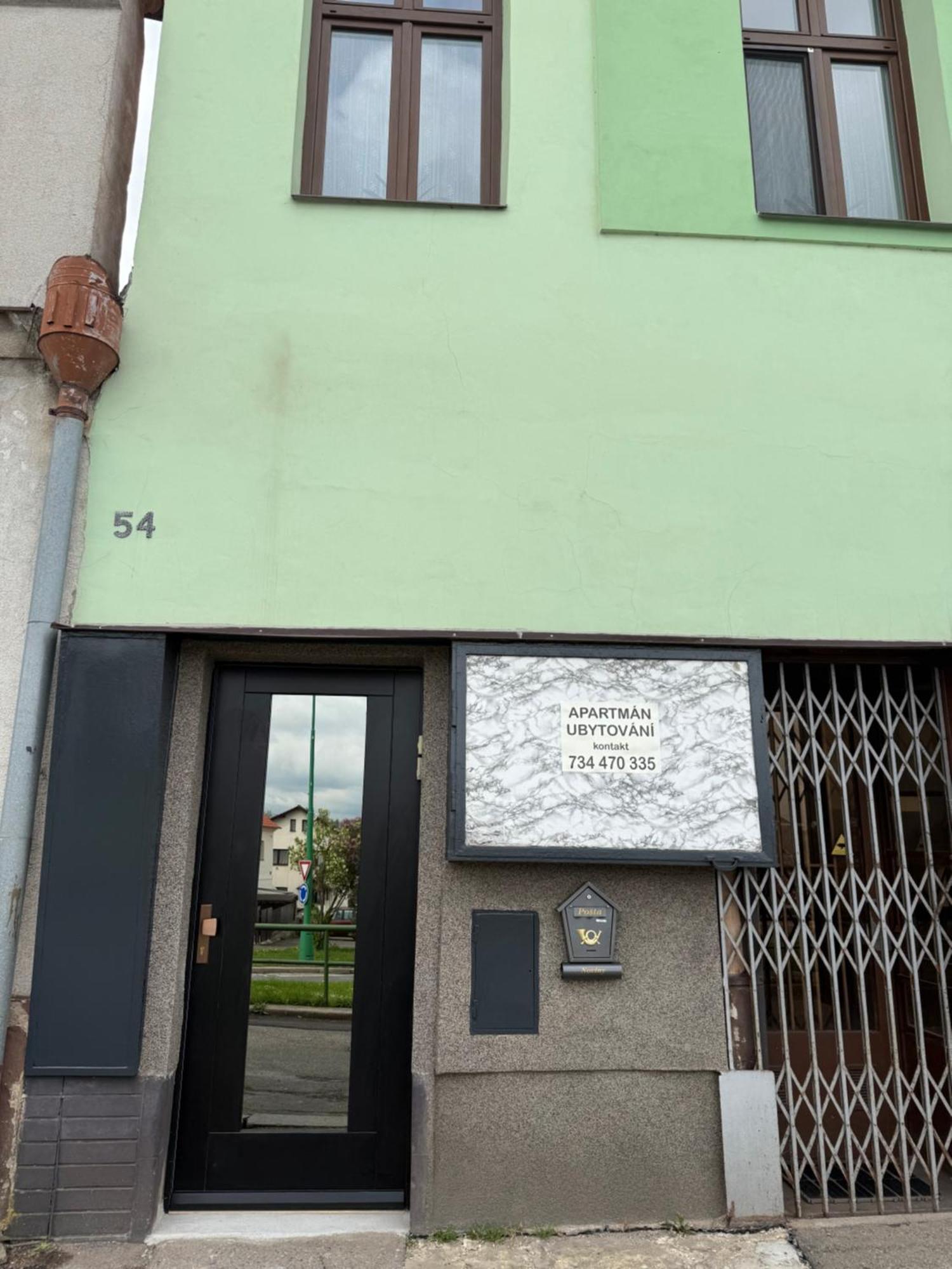 Apartman V Rodinnem Dome Jaroměř المظهر الخارجي الصورة